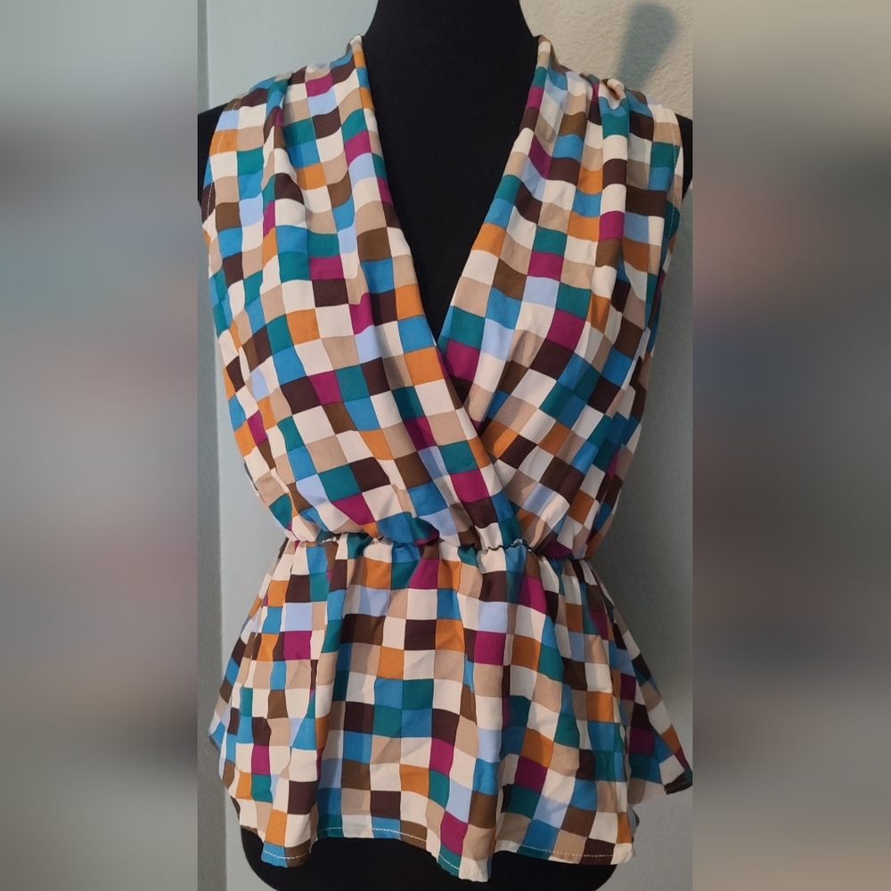 Poema Checkered V Neck Blouse
